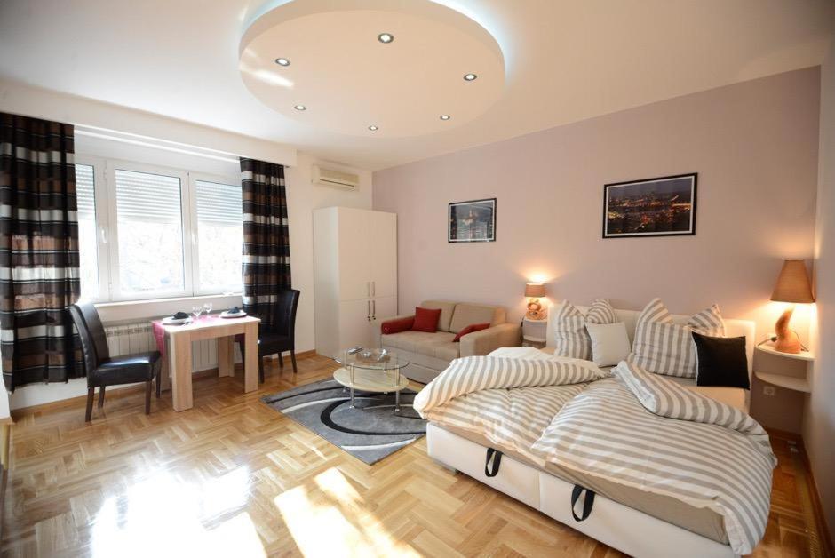 Apartament Politika Belgrad Zewnętrze zdjęcie