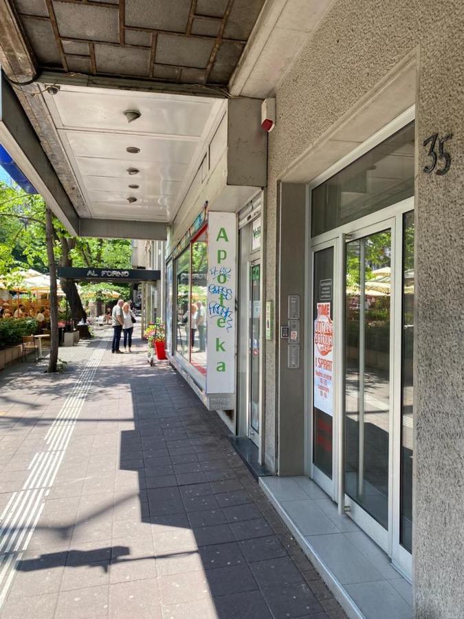Apartament Politika Belgrad Zewnętrze zdjęcie